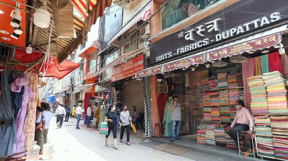 949132 delhi unlock lajpat nagar central market shut covid norms