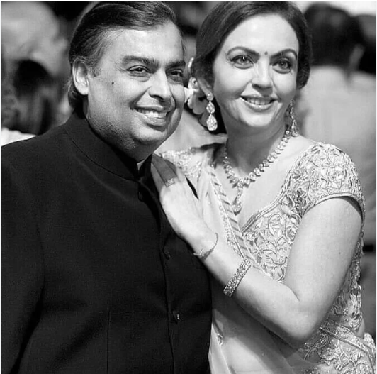 Nita ambani, Mukesh ambani, Ambani Family