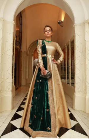 Natasha Poonawalla, Adar Poonawalla, Natasha Poonawalla's Luxury