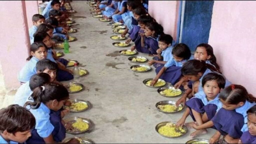 mid-day meal in Bihar's Sitamarhi