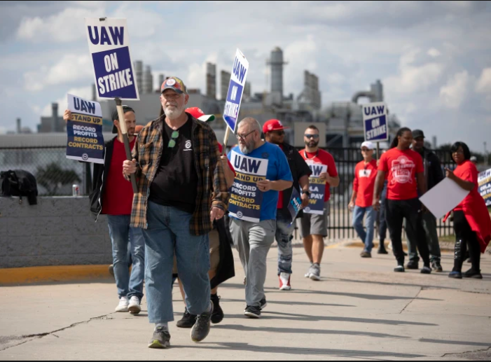 UAW, United Auto Workers, Strike