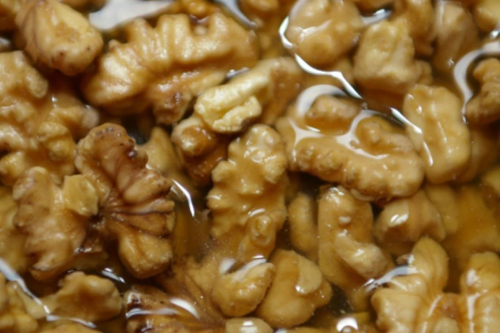 Nutritional Secrets Of Soaked Walnuts, Walnuts, soaked walnut, Soaked walnuts for Health