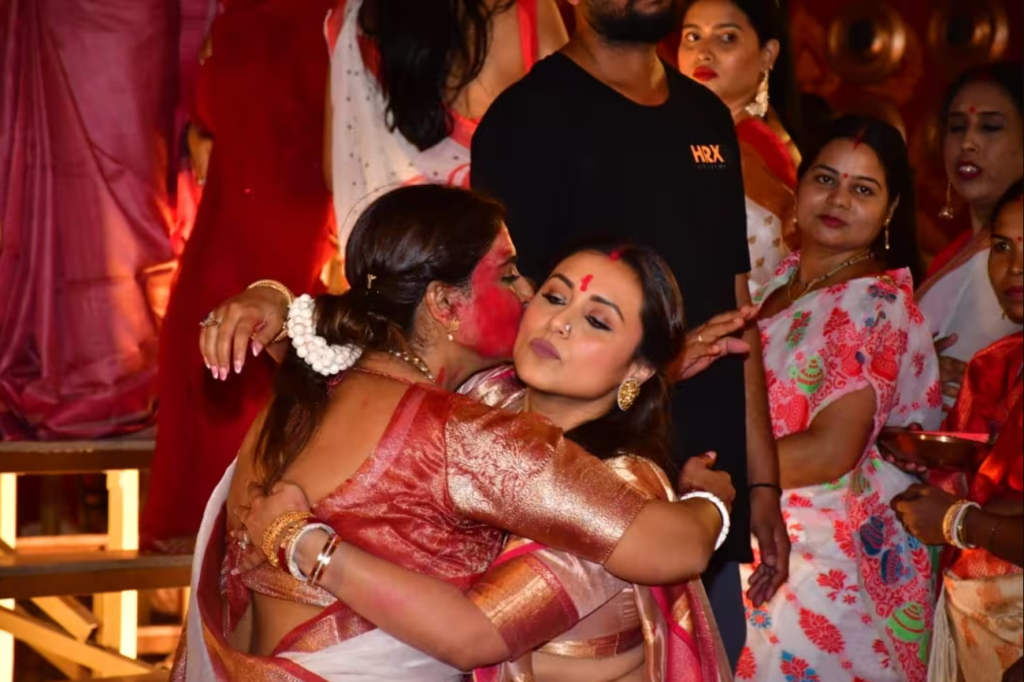 Sindoor Khela, Rani Mukerji, Rupali Ganguly, Dhol