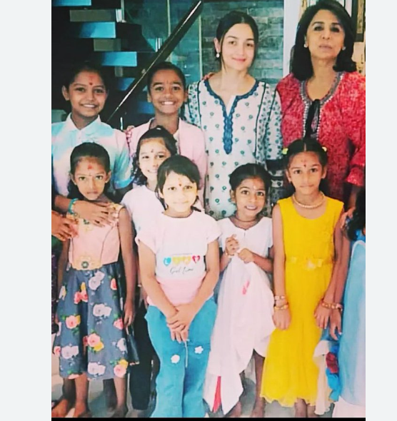 Alia Bhatt, Kareena kapoor, Neetu kapoor, Alia Bhatt's In Lawas, Ranbir kapoor