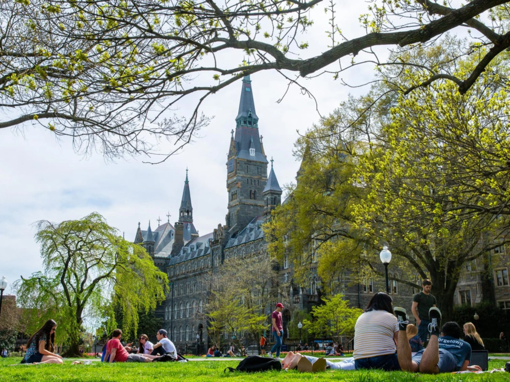 Georgetown University,
indonesia flag,
us campus,
first us university,
Washington,
indonesian President,
joko widodo,
indonesia flag,
jokowi