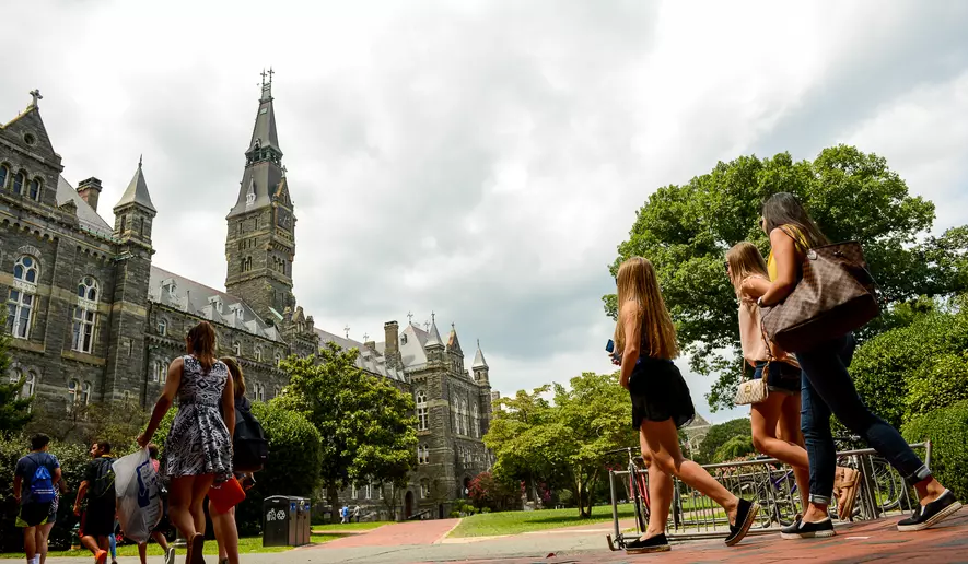 Georgetown University,
indonesia flag,
us campus,
first us university,
Washington,
indonesian President,
joko widodo,
indonesia flag,
jokowi