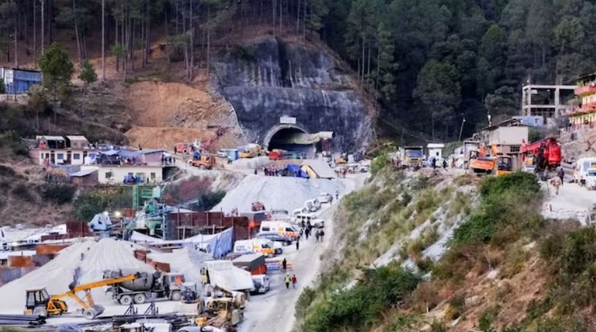 Uttarakhand Tunnel Collapse, Vertical Drilling, Plasma Operation, Auger Blade, Silkyara Tunnel