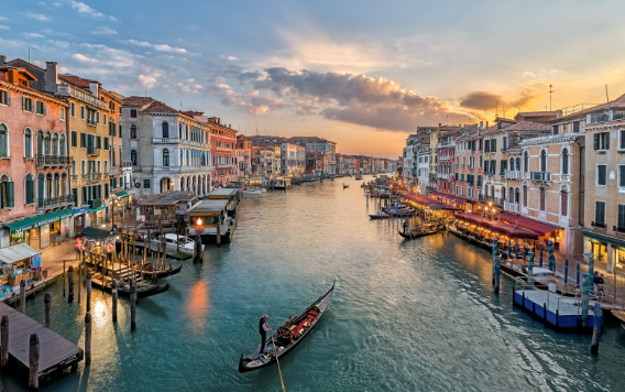 9. Venice, Italy: City of Romantic Waterways