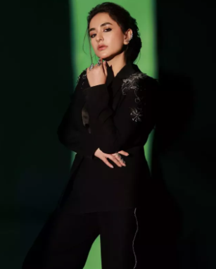Hania Aamir