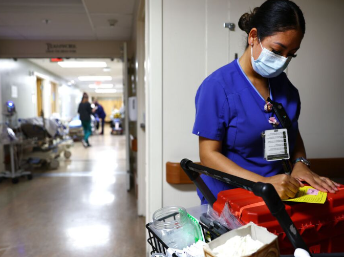 United States' New COVID-19 Hospitalizations Show First Decline In Months 8 Hospitalizations